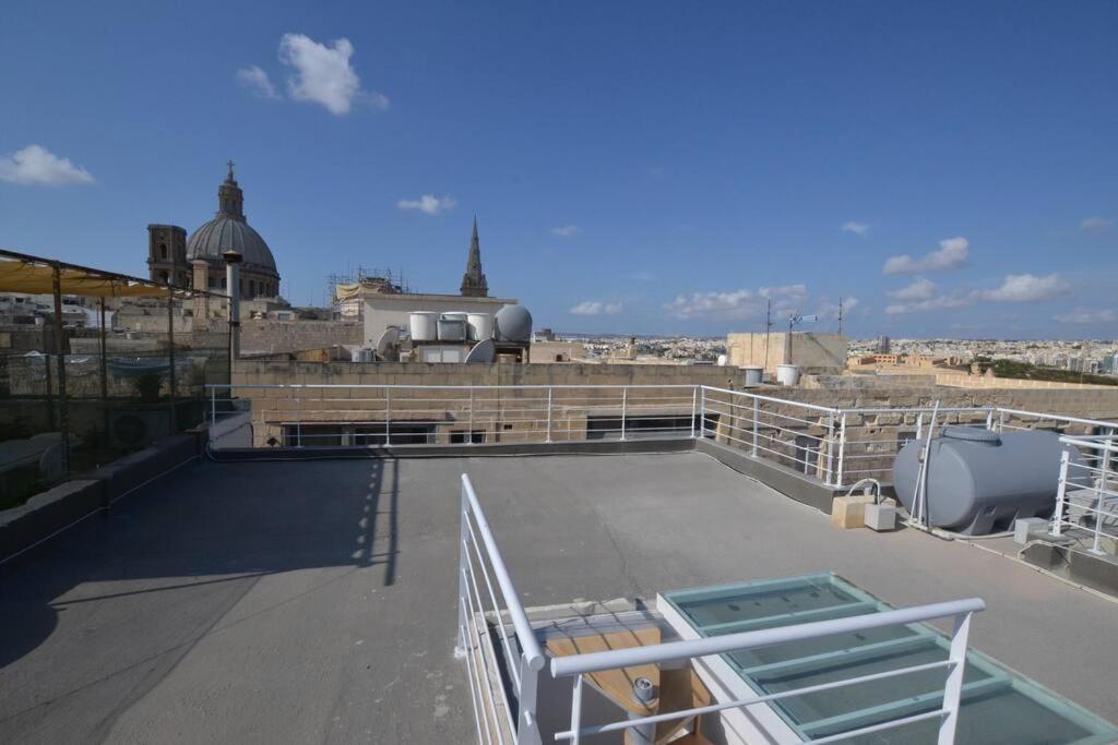 Vallettadreamsuites Groud Floor Shared Sea View Rooof Terrace Exterior foto